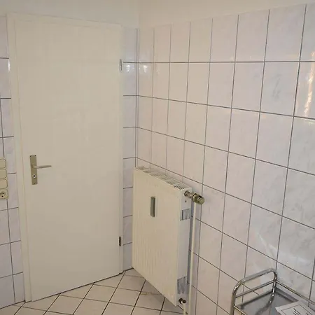 Haus Hess Nr 10 *