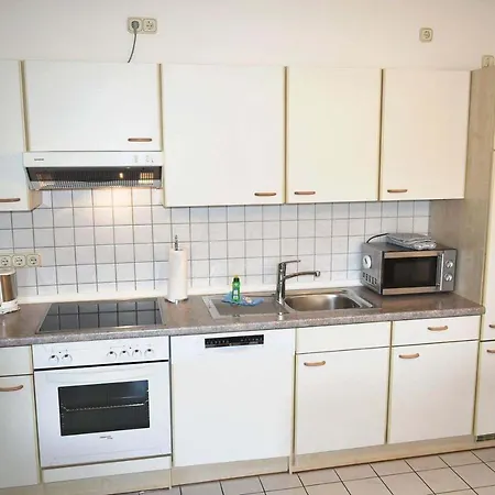 Haus Hess Nr 10 *
